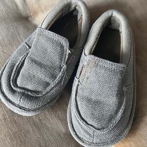 The Children's Place Toddler Boys Gray Canvas Slip-On Deck Shoes